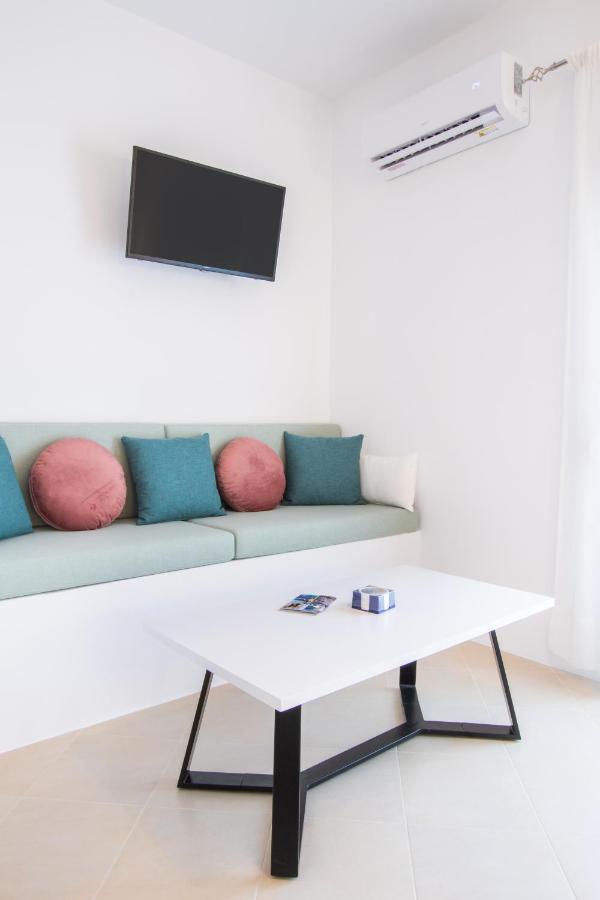 Anemos Guest Apts Karpathos Exterior foto
