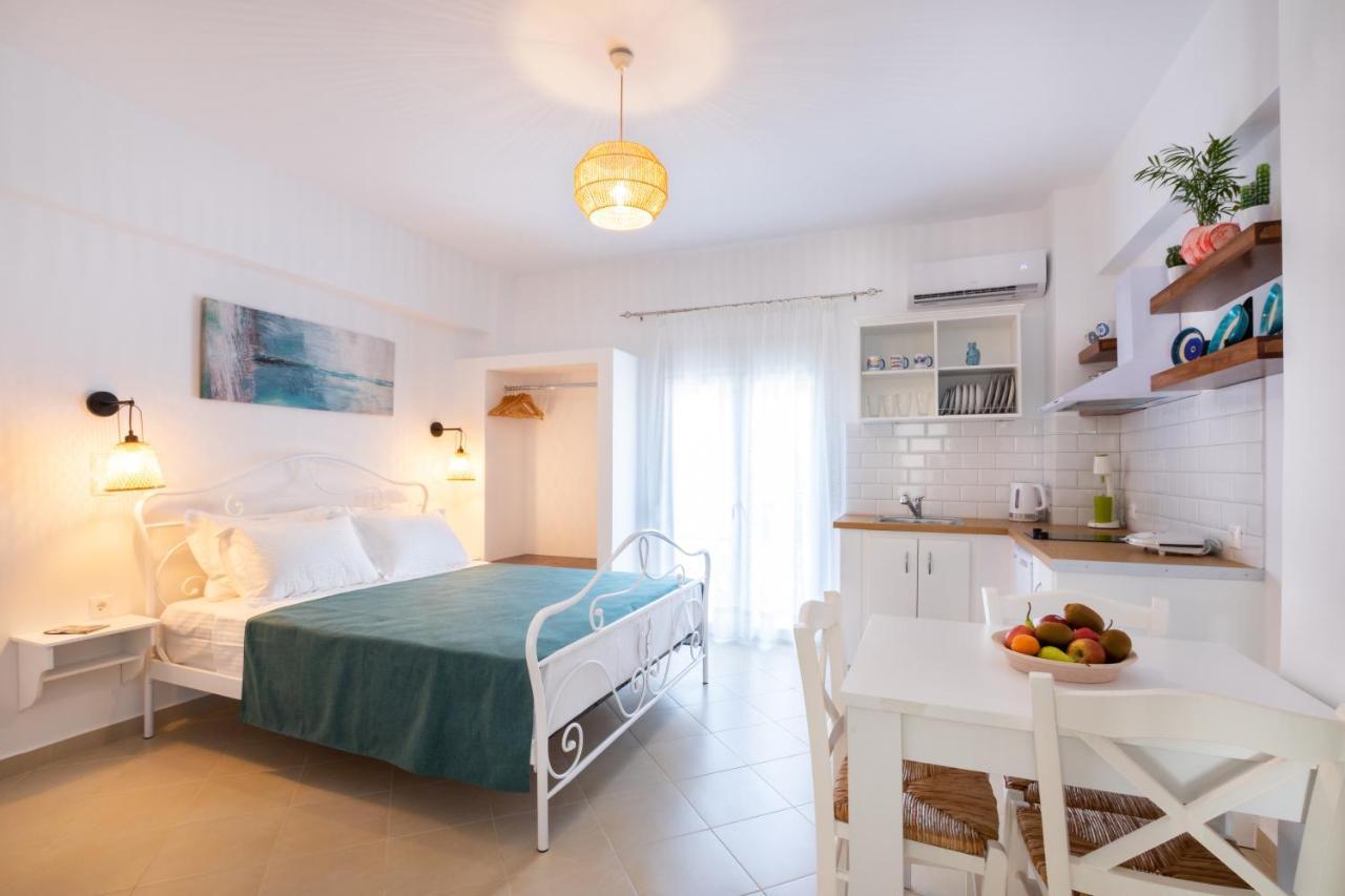 Anemos Guest Apts Karpathos Exterior foto