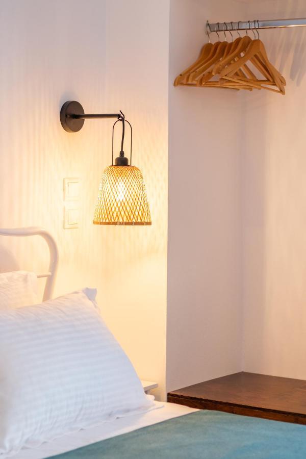 Anemos Guest Apts Karpathos Exterior foto