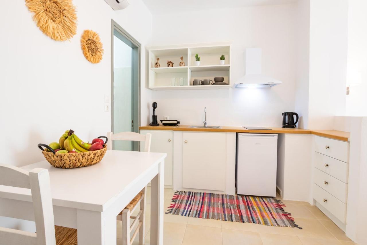 Anemos Guest Apts Karpathos Exterior foto