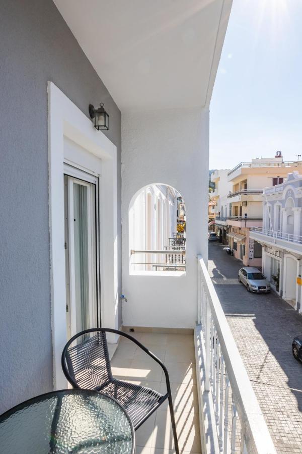 Anemos Guest Apts Karpathos Exterior foto